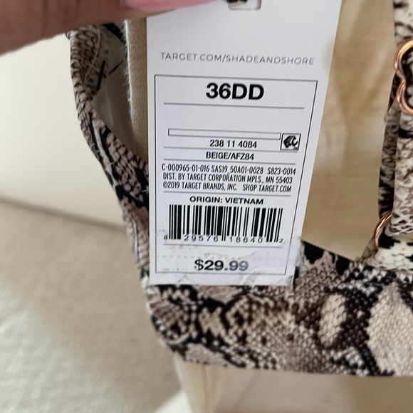 Shade & Shore Bikini Top - Picture 4 of 9